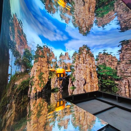 "跃跃欲试,如真亲临"—裸眼3Dled显示屏打造极致飞行体验影院！